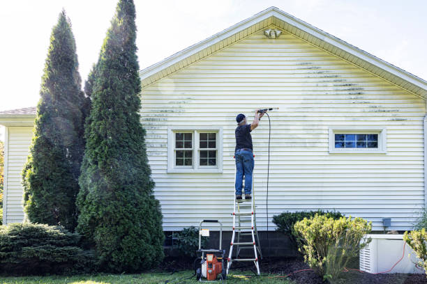 Best Commercial Pressure Washing  in Ixonia, WI