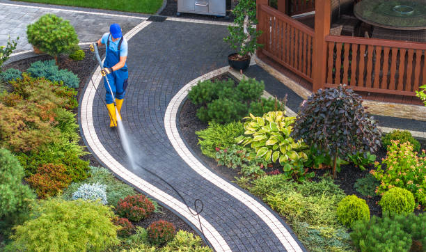 Why Choose Our Certified Pressure Washing Experts for Your Project Needs in Ixonia, WI?